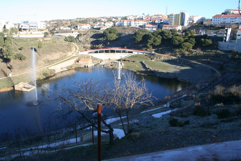 בית הארחה מירנדה דו דורו 	Quinta De La Barandica מראה חיצוני תמונה
